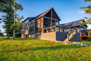 Exterior - Settle Down on the Lake – Your Waterfront Escape in Tracy City (Tracy City)