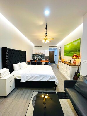 Comfort Apartment, City View