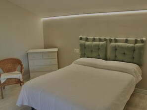 4 bedrooms, travel cot, free WiFi