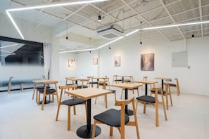 Free daily self-service breakfast