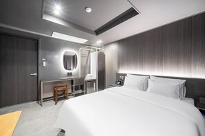 Habitación Deluxe, vistas a la montaña | Escritorio, espacio para trabajar con un portátil, wifi gratis