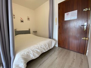 Free WiFi - Comfortable T1 with WIFI included (Balaruc-les-Bains)