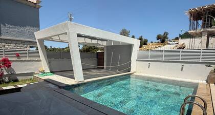 Luxury Villa with Private Pool Çeşme Sifne Alaçatı