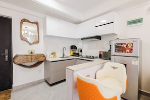 Microwave, stovetop