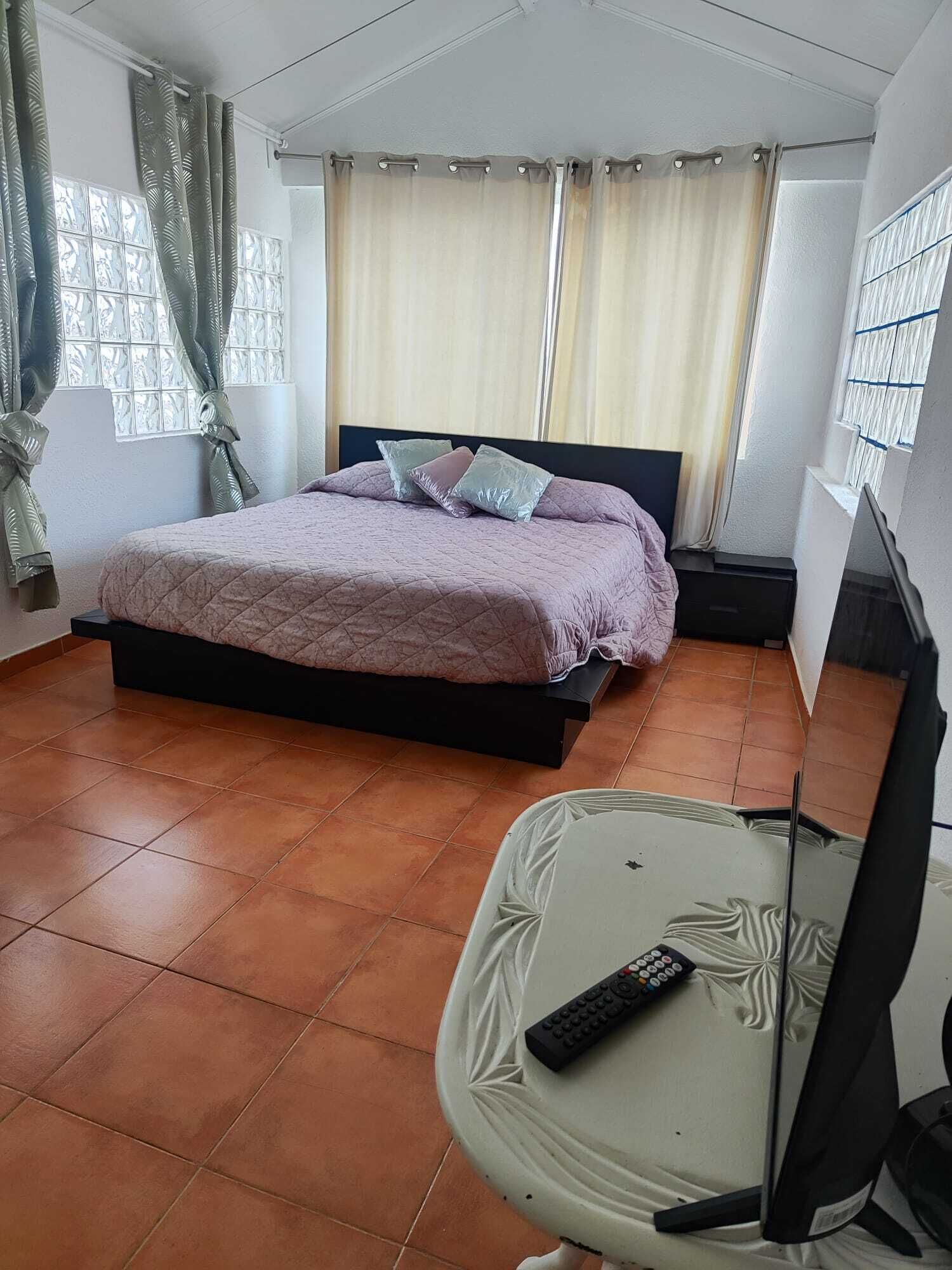 1 chambre, accès Internet, draps fournis