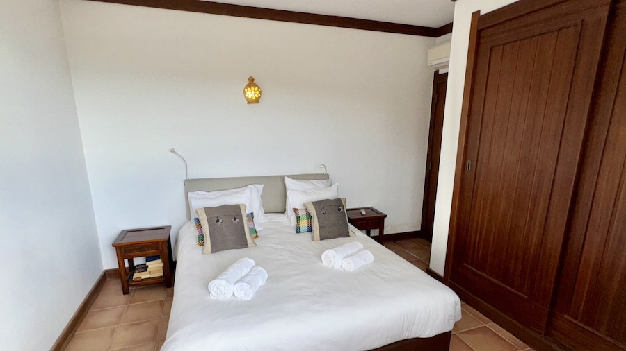 Charming Apartment Near Atlantic Ocean