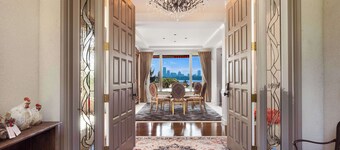 Bellevue 5,140 SqFt Villa | Water & City Views