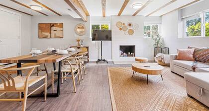Lynnwood Modern Basement, Hot Tub, Private Entry