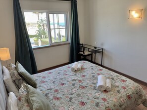 House | 2 bedrooms, iron/ironing board - Nice Holiday Home in Benagil Near sea (Lagoa)