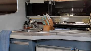 Oven, stovetop