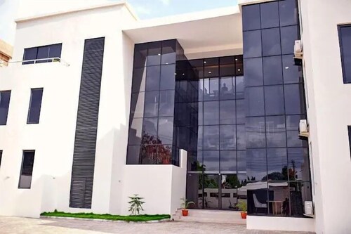 Ridge Ville Apartment by Platinum