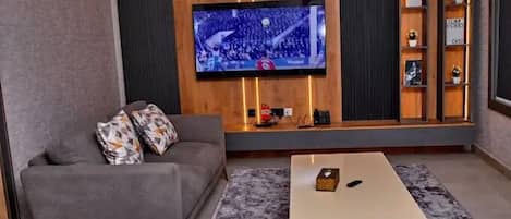 Family Apartment, Balcony, City View | Living area