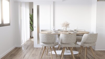 Modern apartment with free parking right by the beach