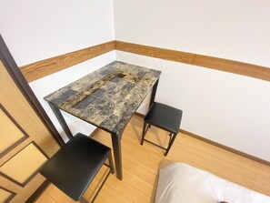 City Apartment, 2 Twin Beds, Refrigerator & Microwave, City View | Desk, laptop workspace, free WiFi, bed sheets