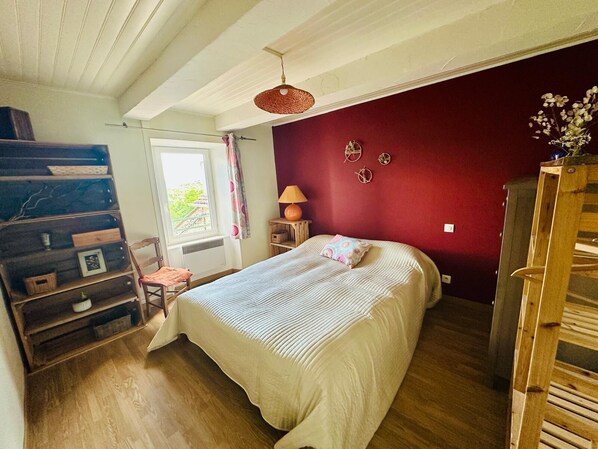 3 habitaciones, internet y ropa de cama 