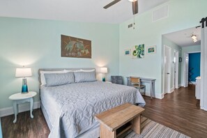 2 makuuhuonetta, silitysrauta/-lauta, Wi-Fi, vuodevaatteet