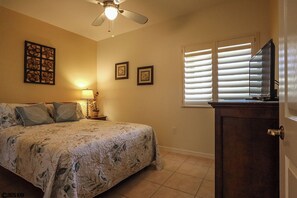 2 bedrooms, Internet, bed sheets