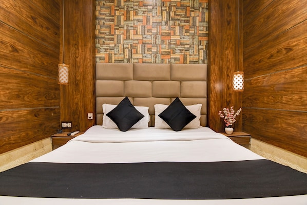 Deluxe Double Room | Room amenity