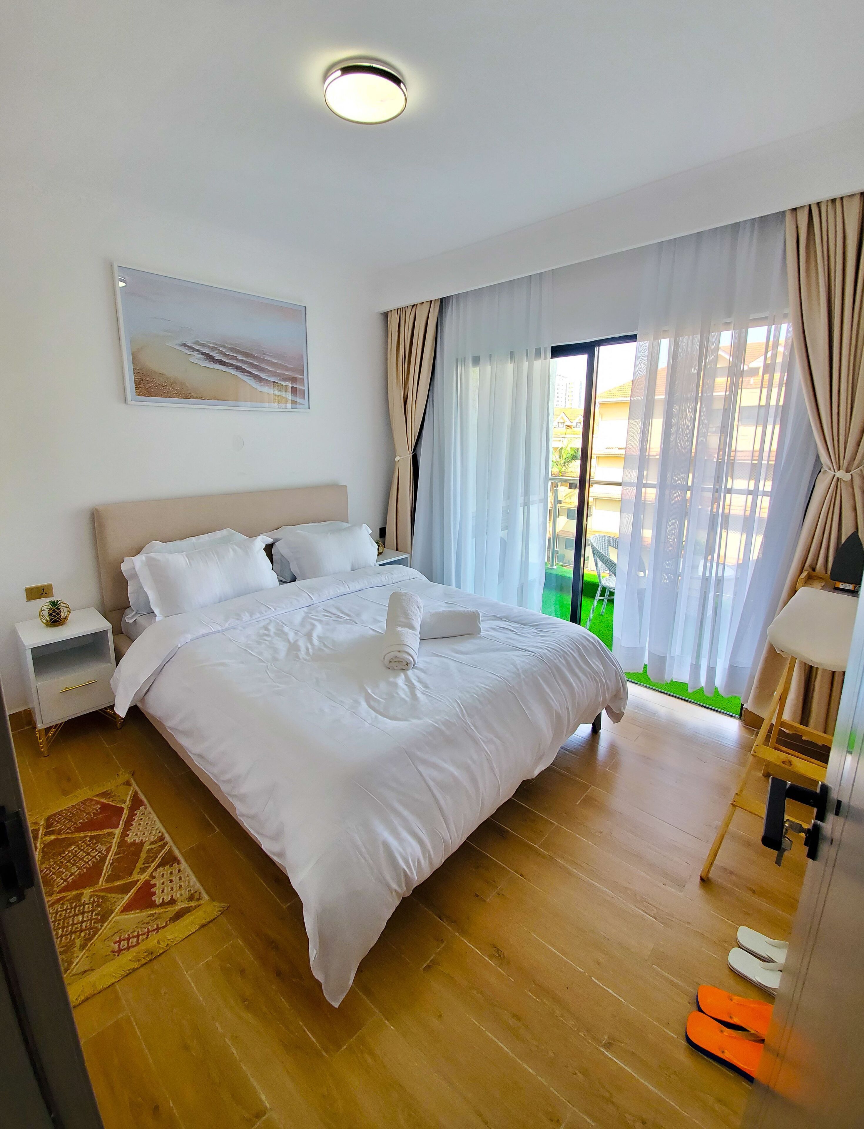 1 bedroom, iron/ironing board, internet, bed sheets