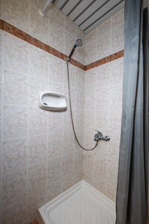 Bathroom - Palm Studios  (Zakynthos)