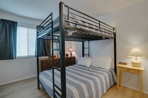 2 Schlafzimmer, Schreibtisch, kostenloses WLAN, Bettwäsche