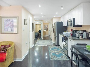 Fridge, microwave, oven, stovetop - Private Walk Out Garden Apartment With Patio (Mississauga)