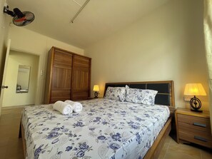 2 bedrooms, desk, travel crib, free WiFi