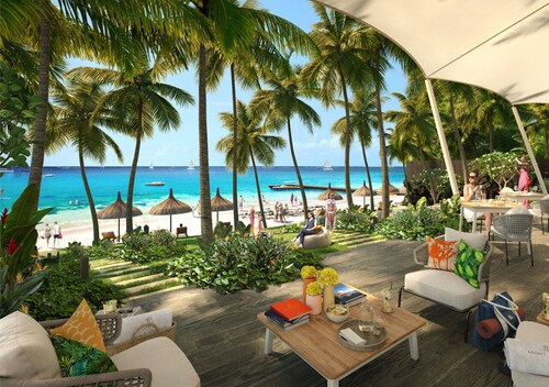 Beach Walk Apartment with Private Garden & Wifi
