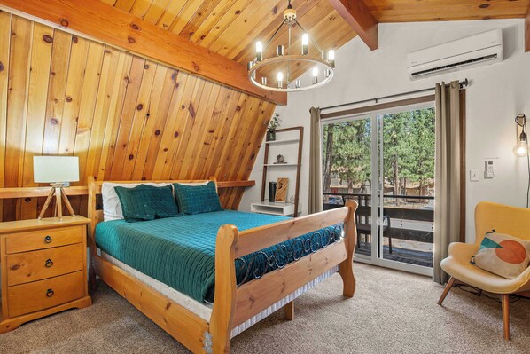 2 bedrooms, iron/ironing board, travel cot, WiFi