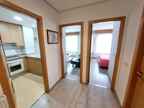 1 室のベッドルーム、アイロン / アイロン台、WiFi、ベッドシーツ