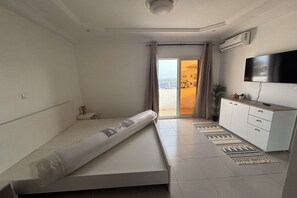 3 chambres, fer et planche à repasser, Wi-Fi, literie fournie