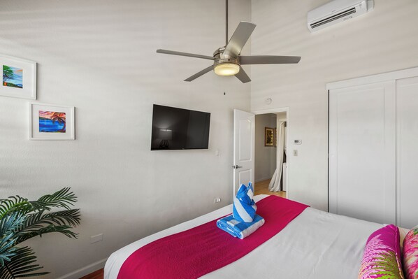 2 bedrooms, iron/ironing board, WiFi (free), bed sheets
