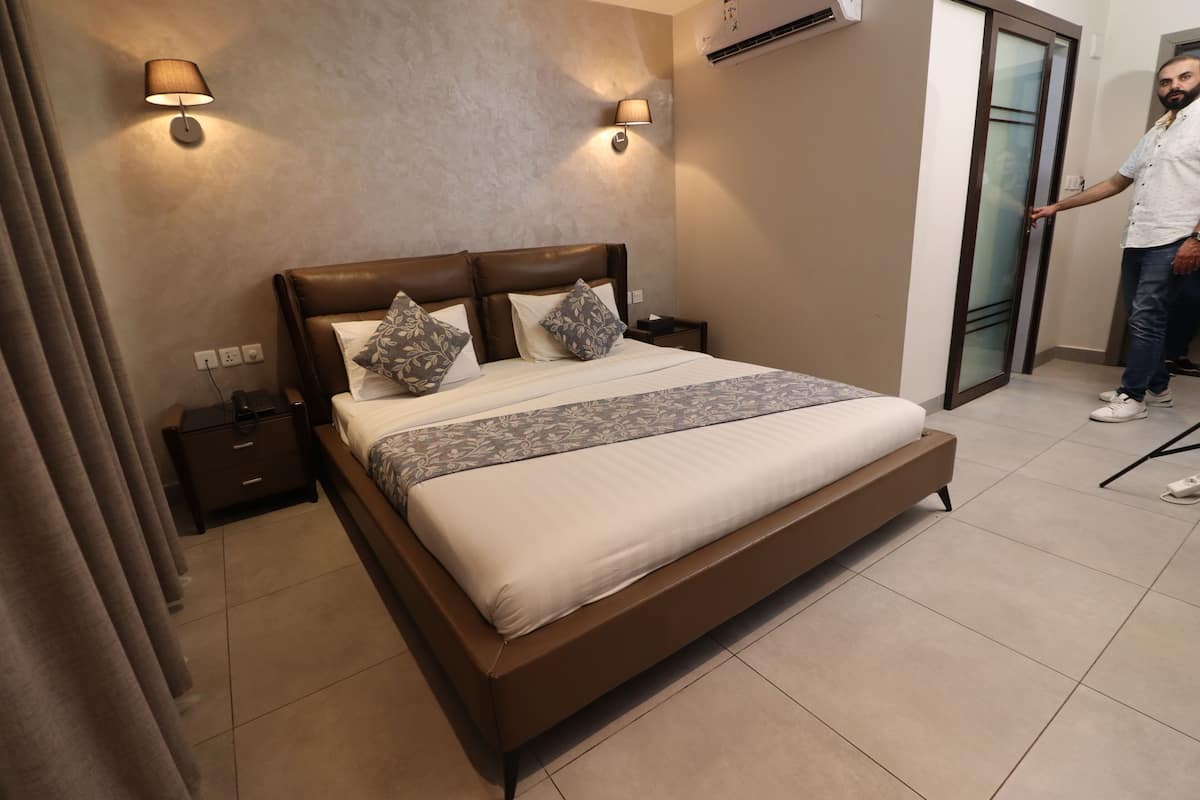 Quarto casal ou duplo luxo | Roupas de cama premium, frigobar, escrivaninha