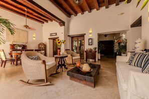 4 عدّة غرف نوم