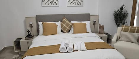 2 chambres, fer et planche à repasser, Wi-Fi gratuit, draps fournis