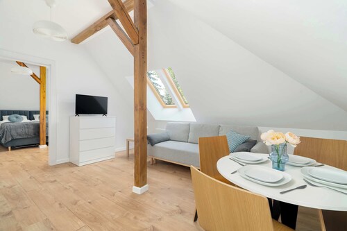 Bright Apartment in Poznan | Parking space