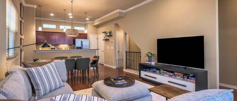 Téléviseur, bureau