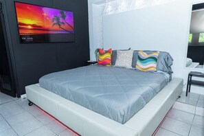 1 bedroom, iron/ironing board, WiFi, bed sheets