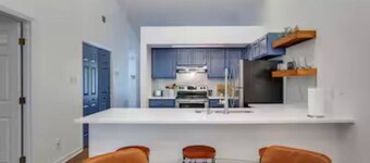 The Restful Retreat-sleeps 6 Duke UNC Chapel Hill