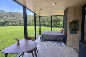 1 habitación y ropa de cama 