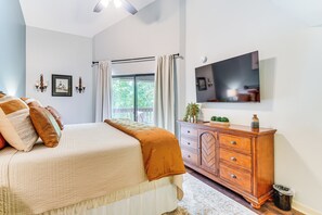 Apartment (3 Bedrooms) | Interior - Ski, Hike & Explore: Mtn-view Haven in Gatlinburg! (Gatlinburg)