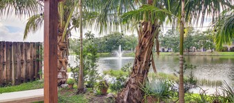 Yard w/ Lake View: Remote Working Hub in Homestead