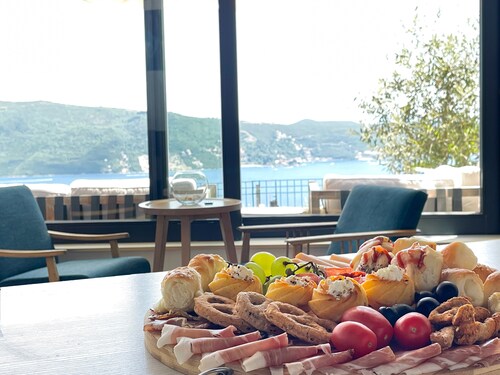 Apartment Luna – Panoramic Cliffside Escape