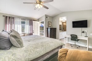 Apartment (0 Bedroom) | Interior - Pool Access & Private Deck: Mtn-view Bonita Studio (Bonita)