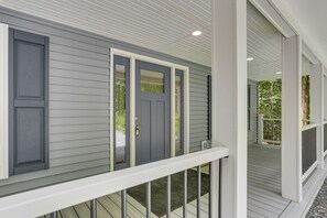 House (3 Bedrooms) | Interior - Boat, Fish & Unwind: Waterfront Gem in Pocono Mtns (Lake Ariel)