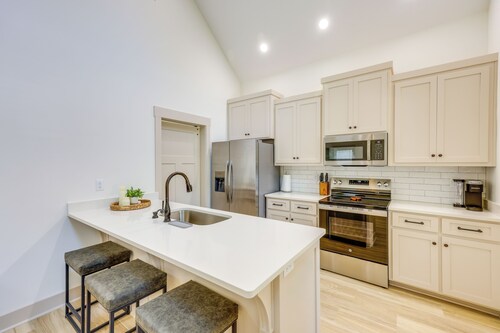 Walk to Sports Complex: Home in Millbrook!