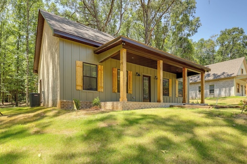Walk to The Fields at 17 Springs: Millbrook Home!