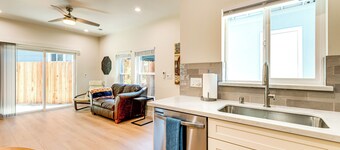 3 Mi to UC Davis: Retreat w/ Furnished Patio!