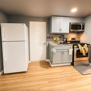 Private kitchen - Guest house/Patio,Kitchen/parking/DFW (Irving)