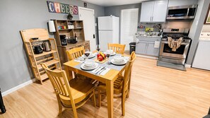 Private kitchen - Guest house/Patio,Kitchen/parking/DFW (Irving)